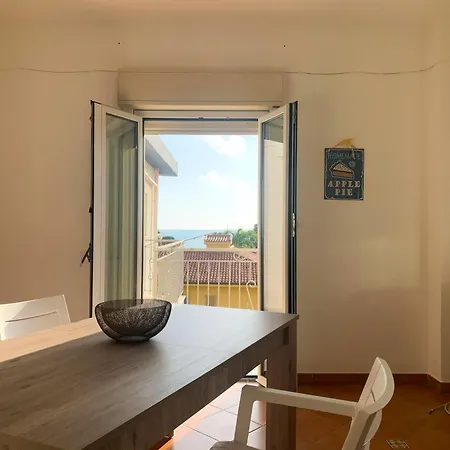 Teresa Apartment San Leone
